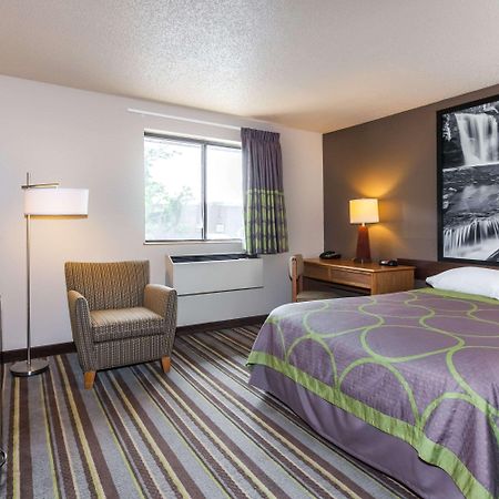 Отель Super 8 By Wyndham Dunbar/Charleston Area Экстерьер фото